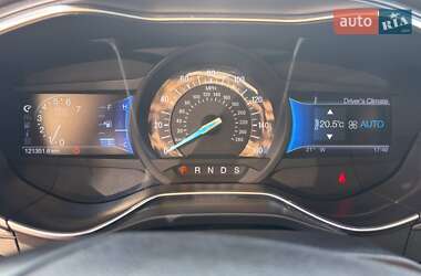 Седан Ford Fusion 2013 в 
