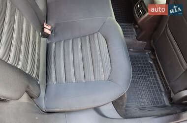 Седан Ford Fusion 2016 в 