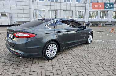 Седан Ford Fusion 2014 в Киеве