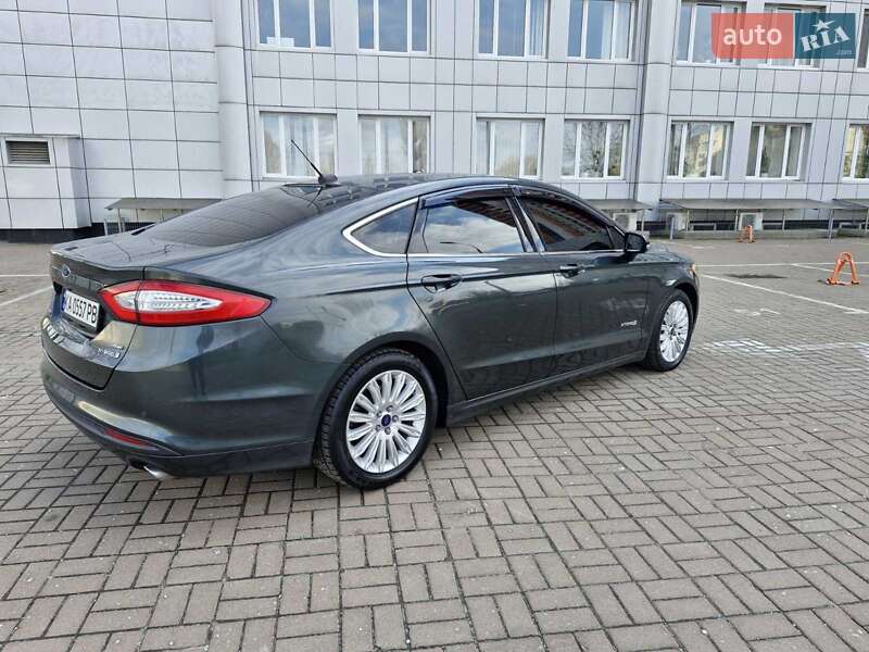 Седан Ford Fusion 2014 в Киеве