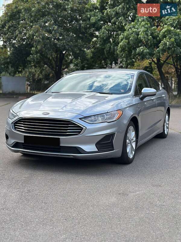 Седан Ford Fusion 2020 в Киеве
