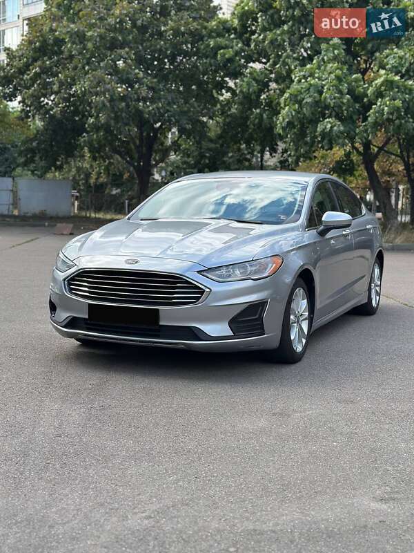 Седан Ford Fusion 2020 в Киеве