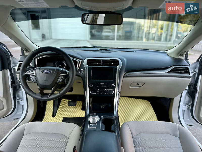Седан Ford Fusion 2019 в Одессе