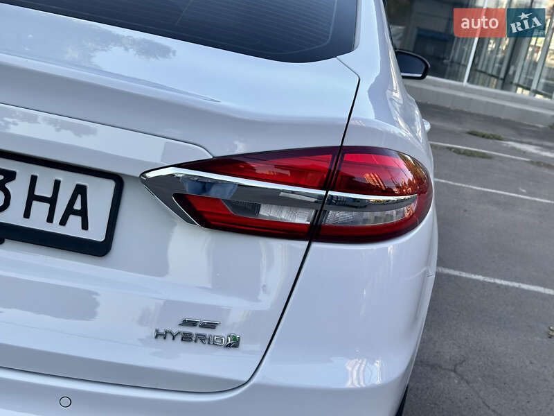 Седан Ford Fusion 2019 в Одессе
