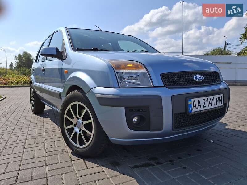 Хетчбек Ford Fusion 2007 в 