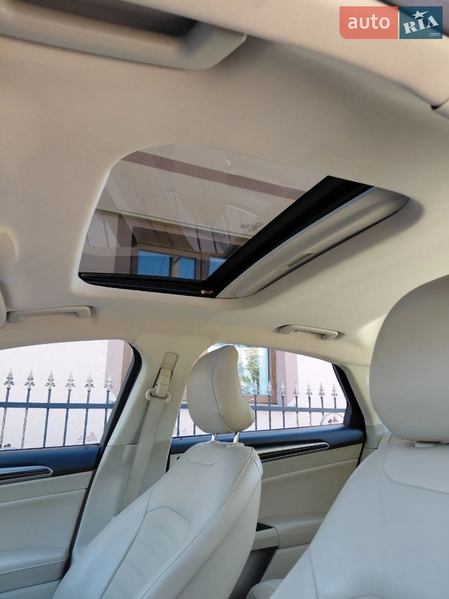 2014 Ford Fusion - мініатюра 18