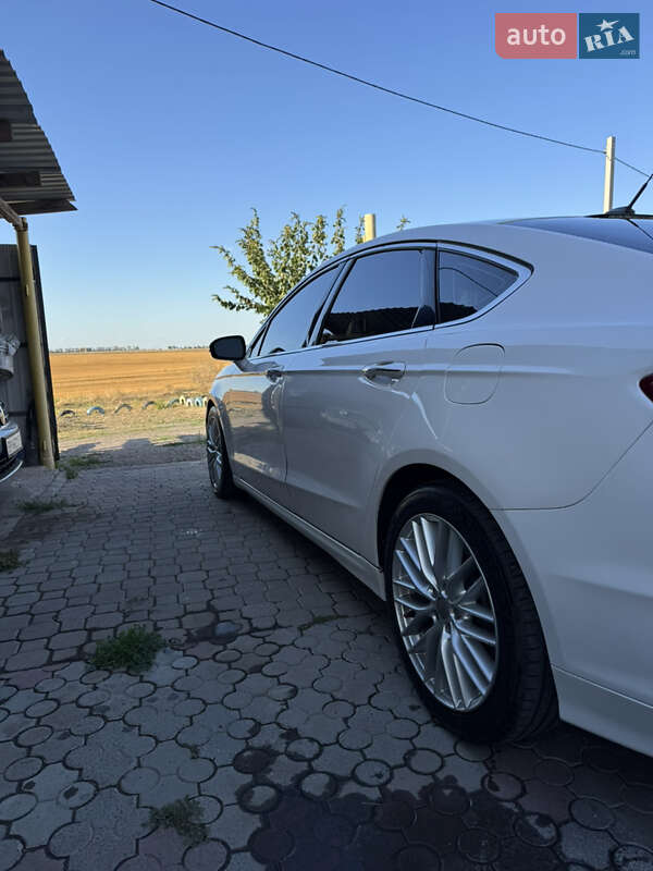 Седан Ford Fusion 2014 в Одессе