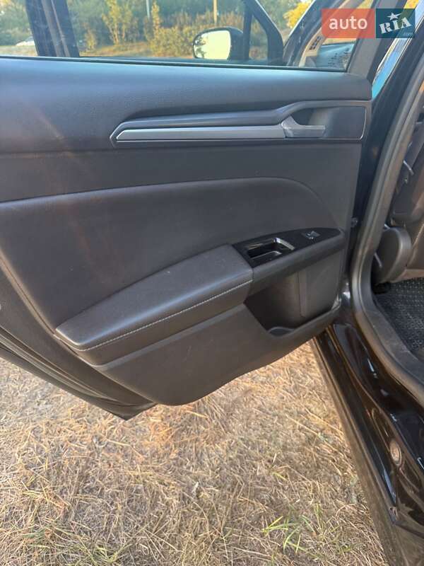 Седан Ford Fusion 2013 в Кропивницькому