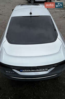 Седан Ford Fusion 2017 в 