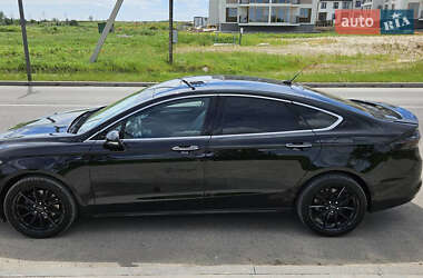 Седан Ford Fusion 2016 в 