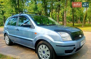 Хетчбек Ford Fusion 2005 в 