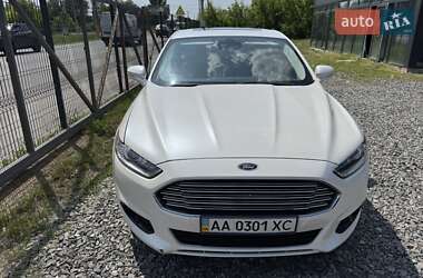Седан Ford Fusion 2015 в Киеве