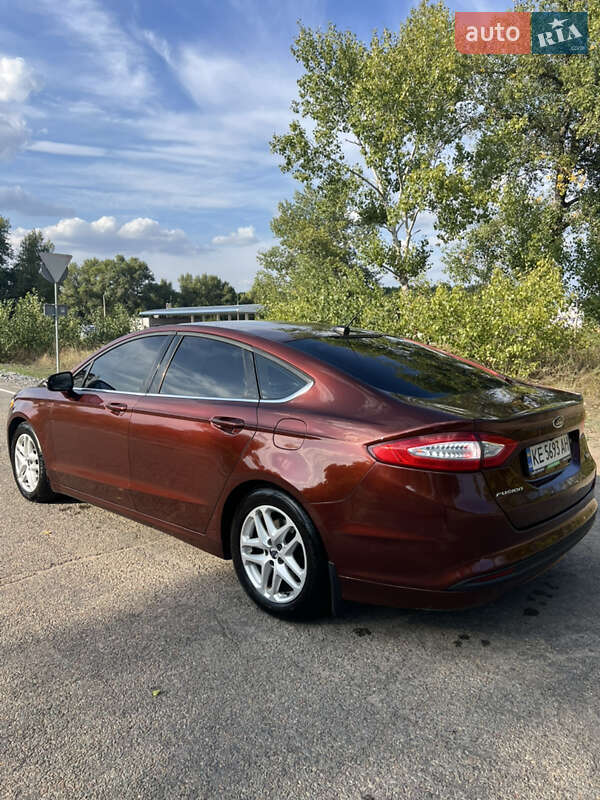 Седан Ford Fusion 2015 в Каменском фото 6 Седан Ford Fusion 2015 в Каменском
