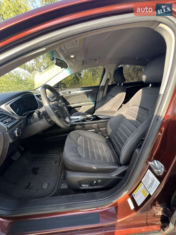 Седан Ford Fusion 2015 в Каменском фото 11 Седан Ford Fusion 2015 в Каменском