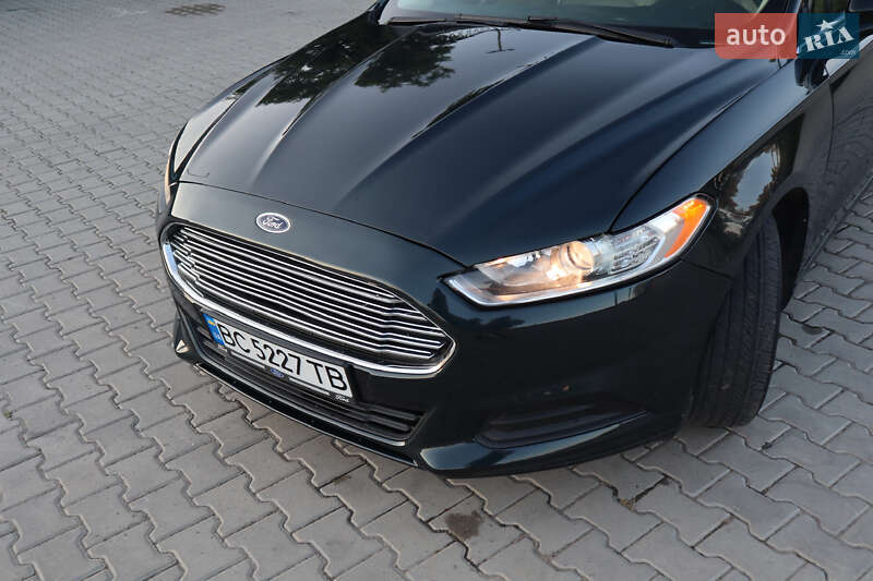 Седан Ford Fusion 2014 в Дрогобичі