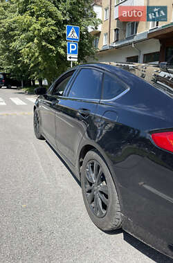 Седан Ford Fusion 2014 в 