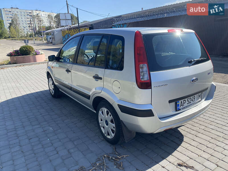 Хэтчбек Ford Fusion 2007 в Запорожье