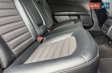 Седан Ford Fusion 2017 в 