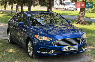 Седан Ford Fusion 2017 в 