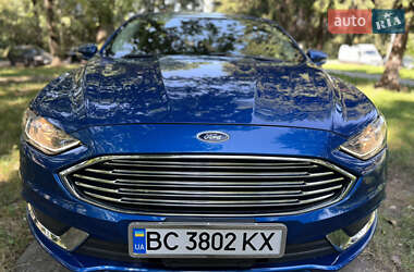 Седан Ford Fusion 2017 в 