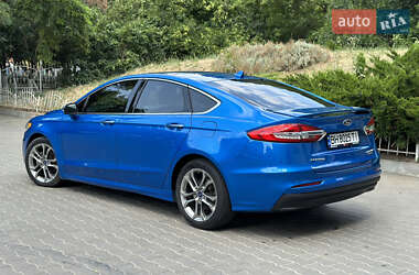 Седан Ford Fusion 2019 в Одессе