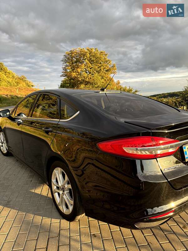 Седан Ford Fusion 2016 в Теребовле