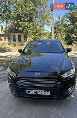 Седан Ford Fusion 2014 в 