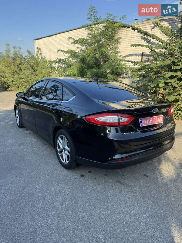 Седан Ford Fusion 2016 в Киеве