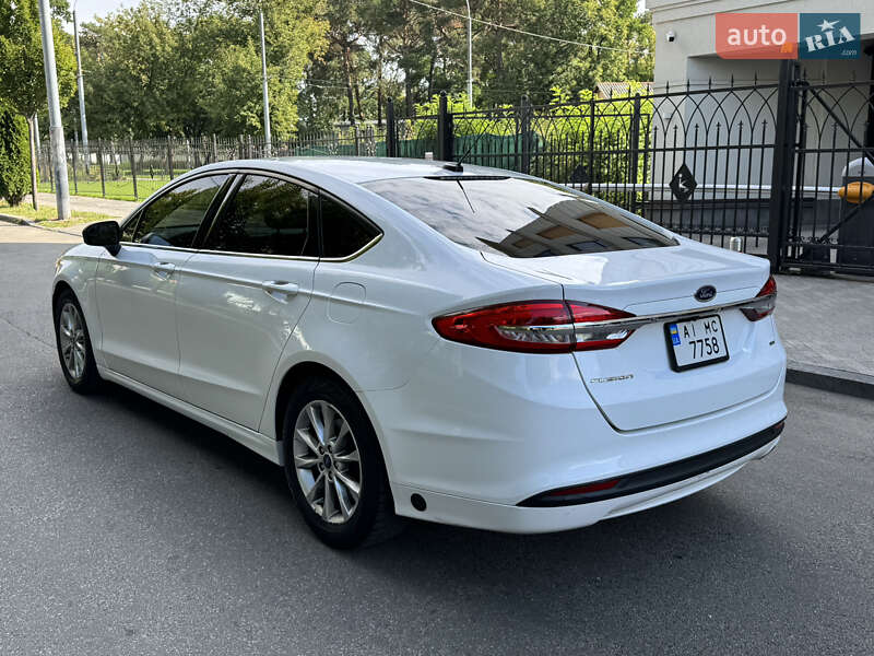 Седан Ford Fusion 2016 в Киеве