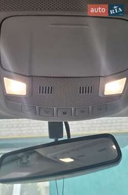 Седан Ford Fusion 2016 в 
