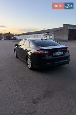 Седан Ford Fusion 2013 в 