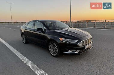 Седан Ford Fusion 2017 в 