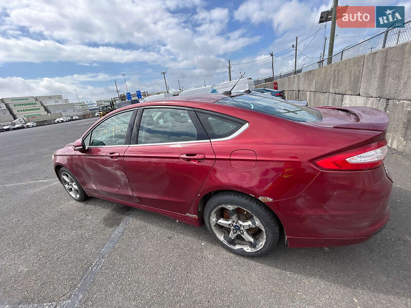 Седан Ford Fusion 2014 в Киеве фото 2 Седан Ford Fusion 2014 в Киеве