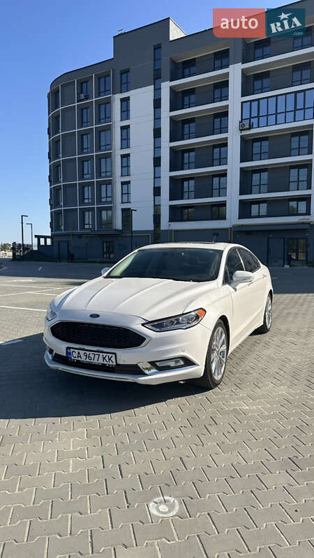 Седан Ford Fusion 2017 в Черкасах