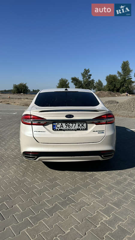 Седан Ford Fusion 2017 в Черкасах