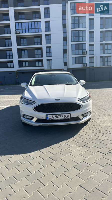 Седан Ford Fusion 2017 в Черкасах