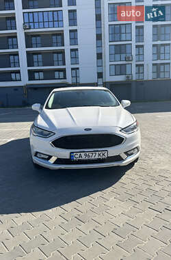 Седан Ford Fusion 2017 в 