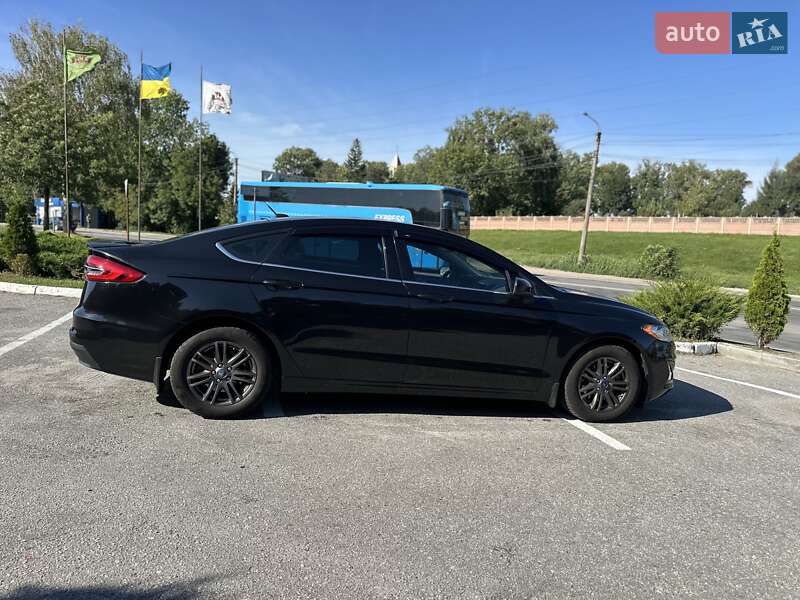Седан Ford Fusion 2019 в Хмельницком