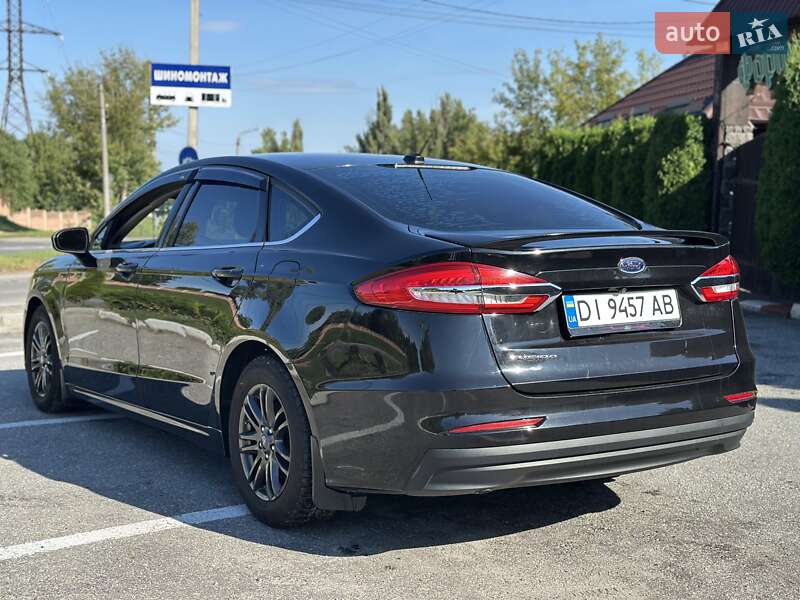 Седан Ford Fusion 2019 в Хмельницком