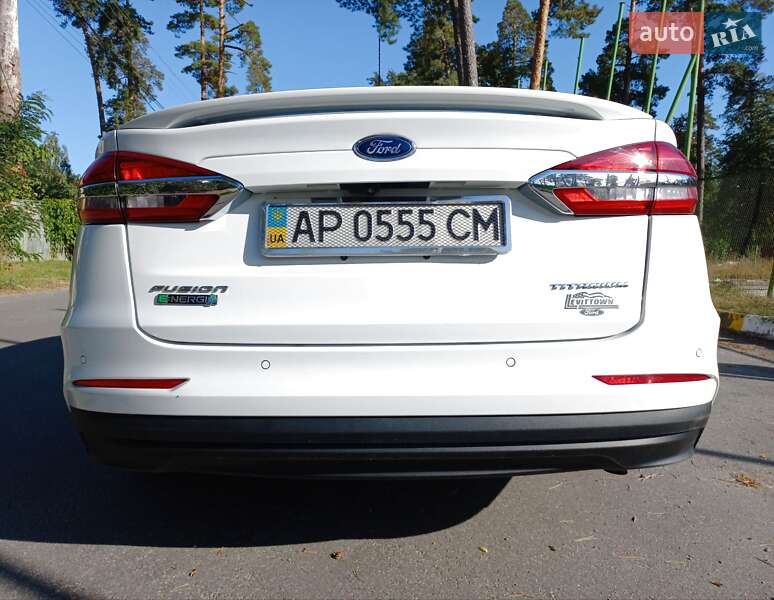 Седан Ford Fusion 2019 в Киеве