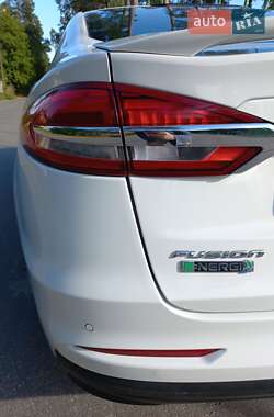 Седан Ford Fusion 2019 в Киеве