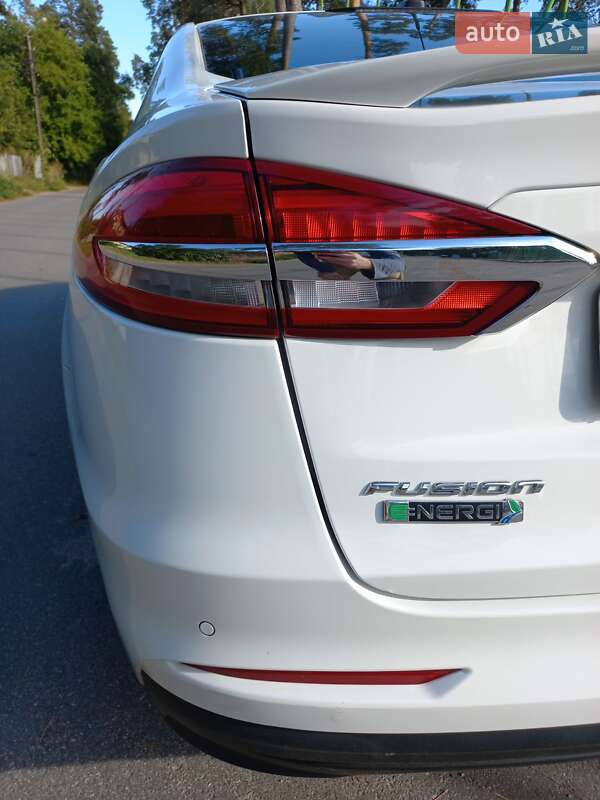Седан Ford Fusion 2019 в Киеве