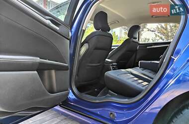 Седан Ford Fusion 2015 в 