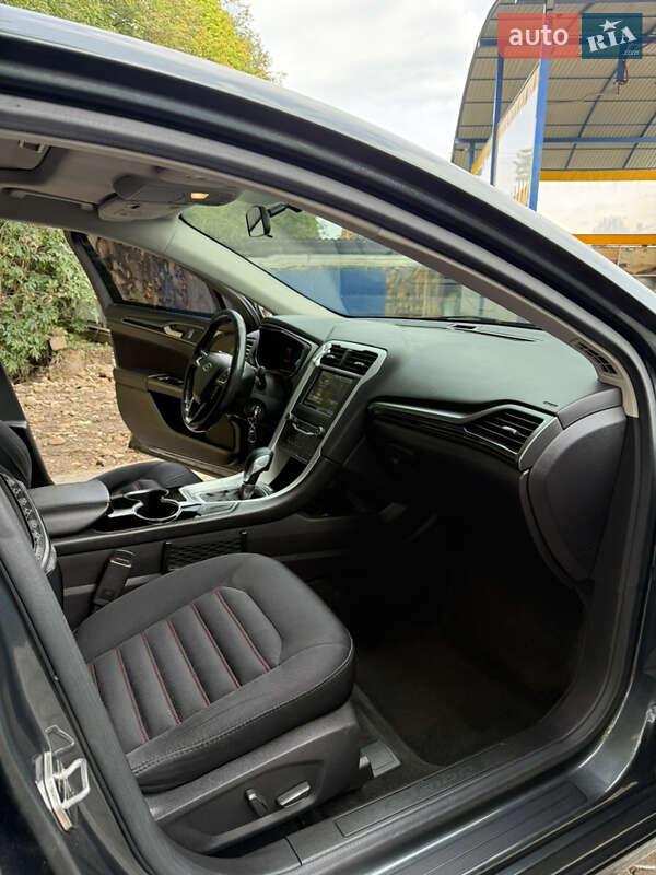 Седан Ford Fusion 2014 в Долині фото 8 Седан Ford Fusion 2014 в Долині