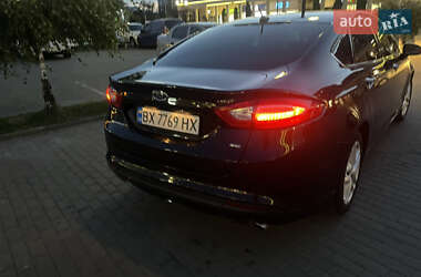 Седан Ford Fusion 2014 в 