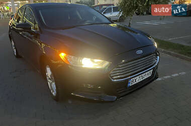 Седан Ford Fusion 2014 в 