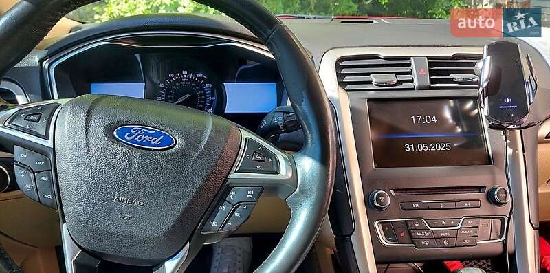Седан Ford Fusion 2016 в Гайсине