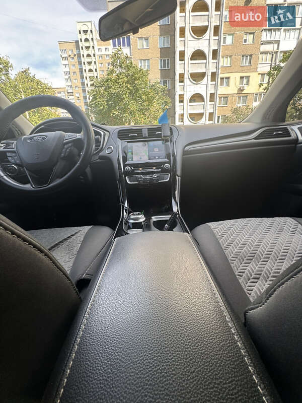 Седан Ford Fusion 2016 в Киеве
