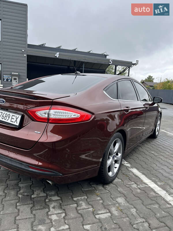 Седан Ford Fusion 2015 в Хмельницькому