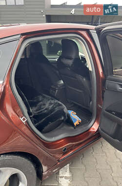 Седан Ford Fusion 2015 в 